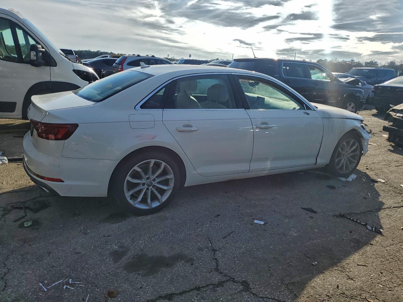 2019 AUDI A4