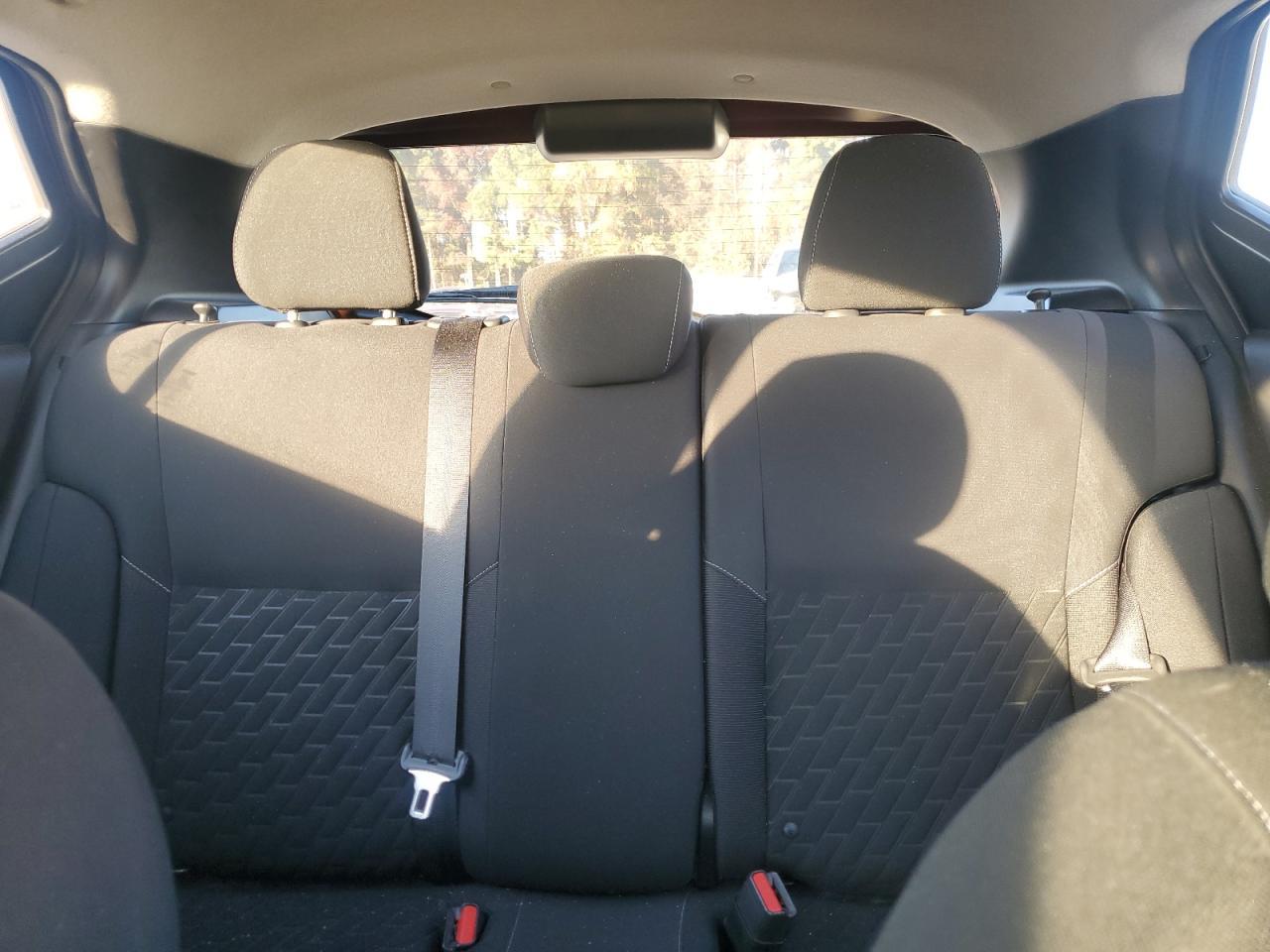 2021 NISSAN KICKS