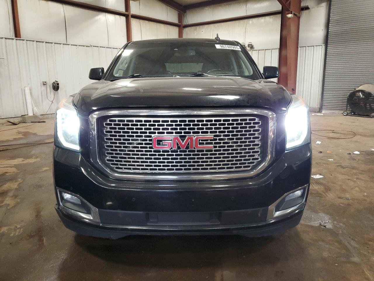 2015 GMC Yukon