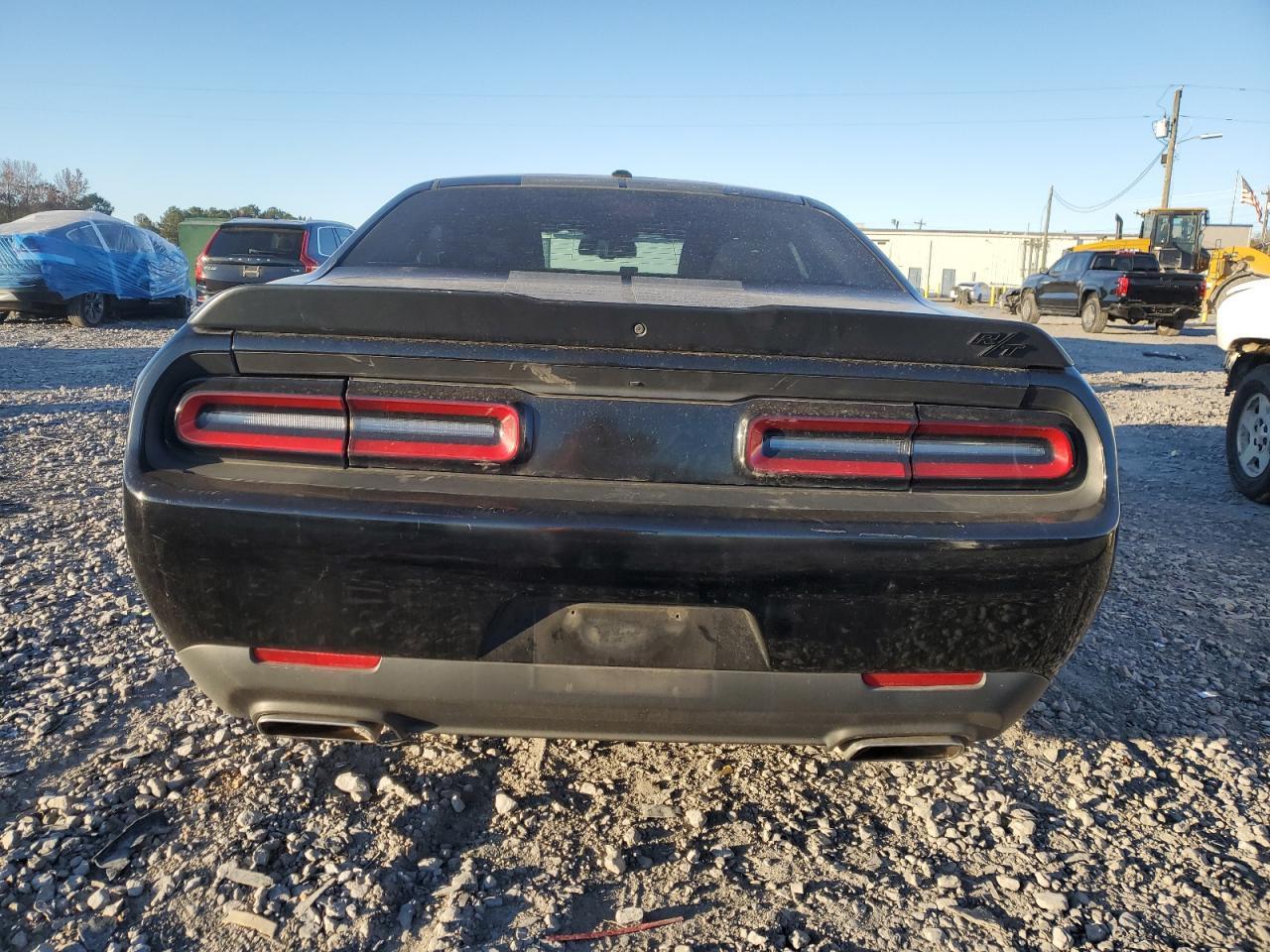2016 DODGE Challenger