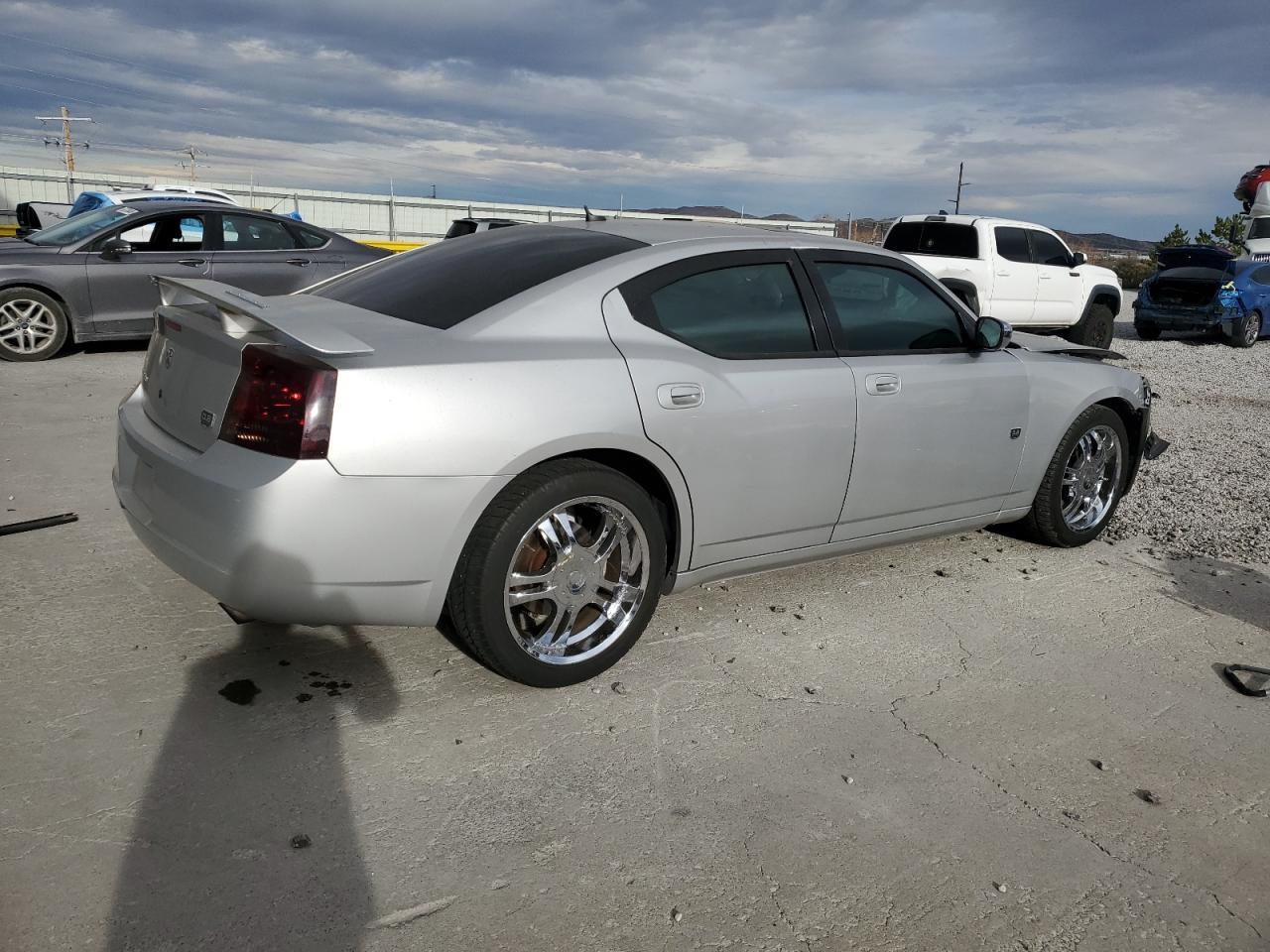 2008 DODGE CHARGER