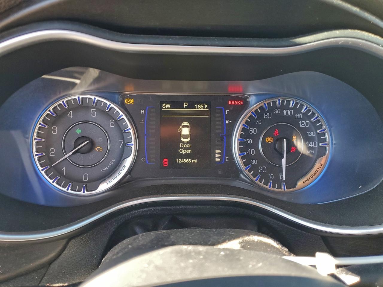 2015 CHRYSLER 200