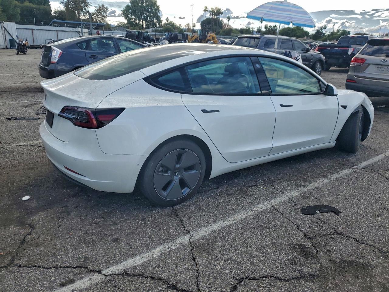 2021 TESLA MODEL 3