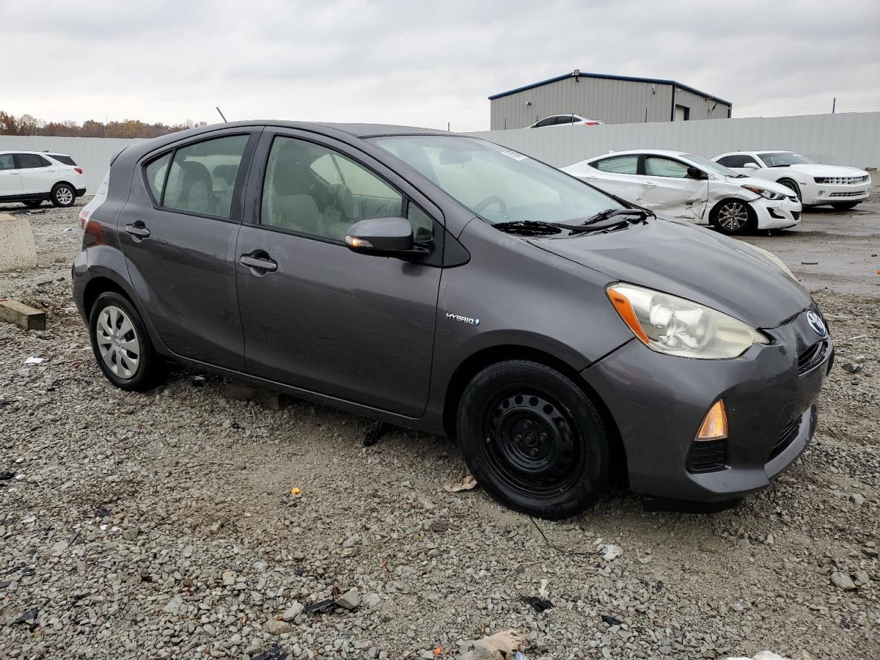 2013 TOYOTA Prius c