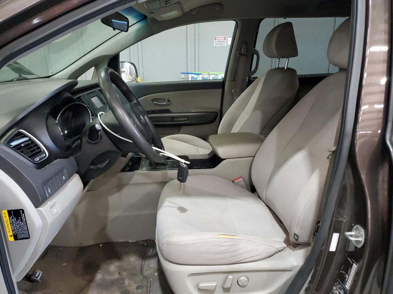 2016 KIA SEDONA