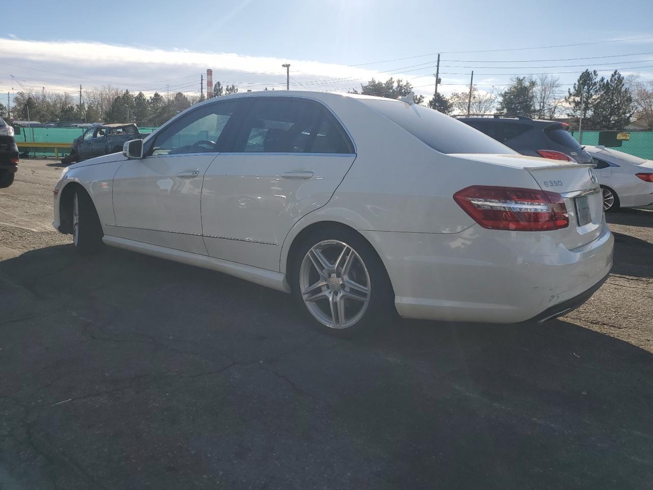 2011 MERCEDES-BENZ E-Class