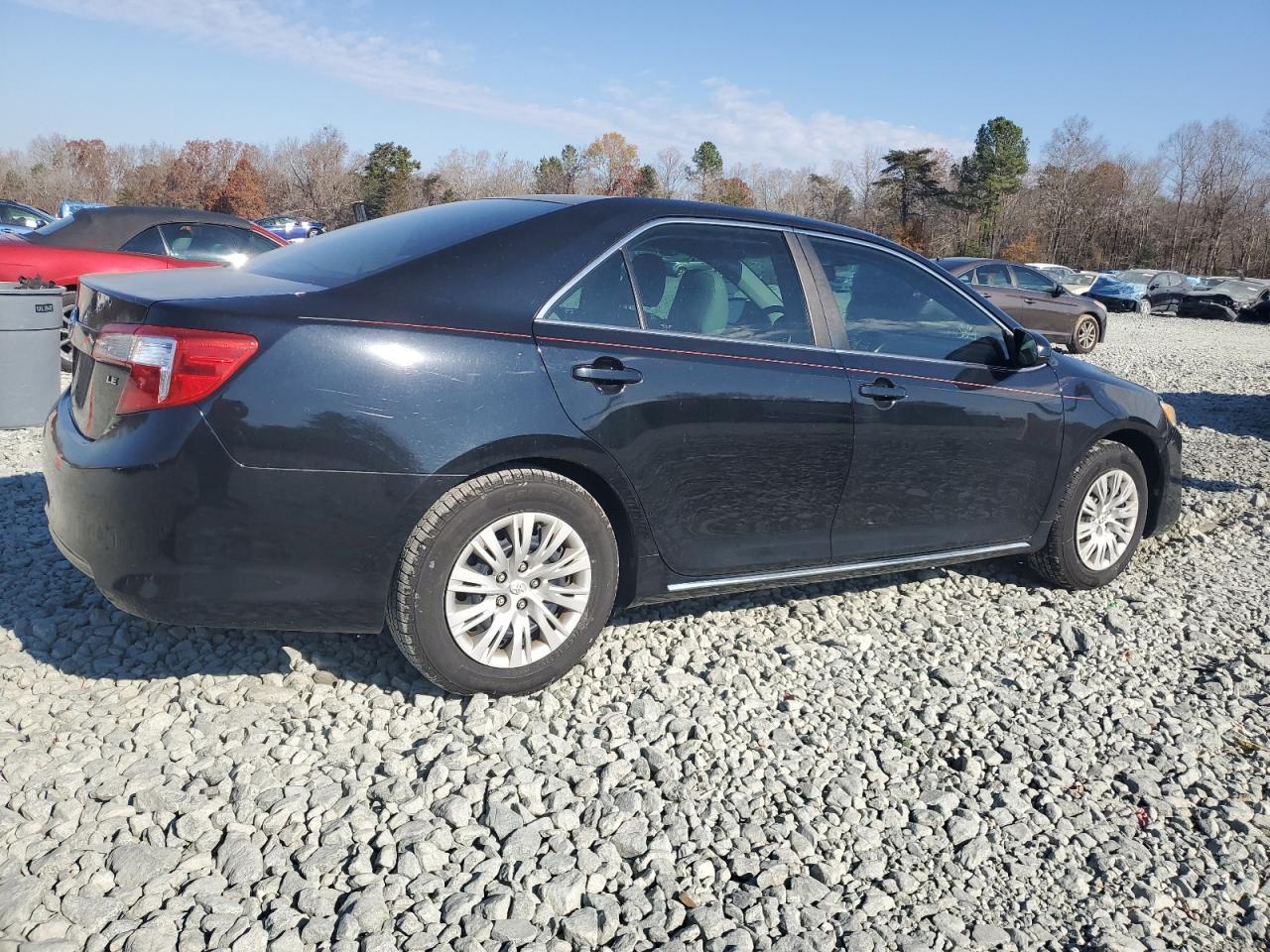 2014 TOYOTA CAMRY
