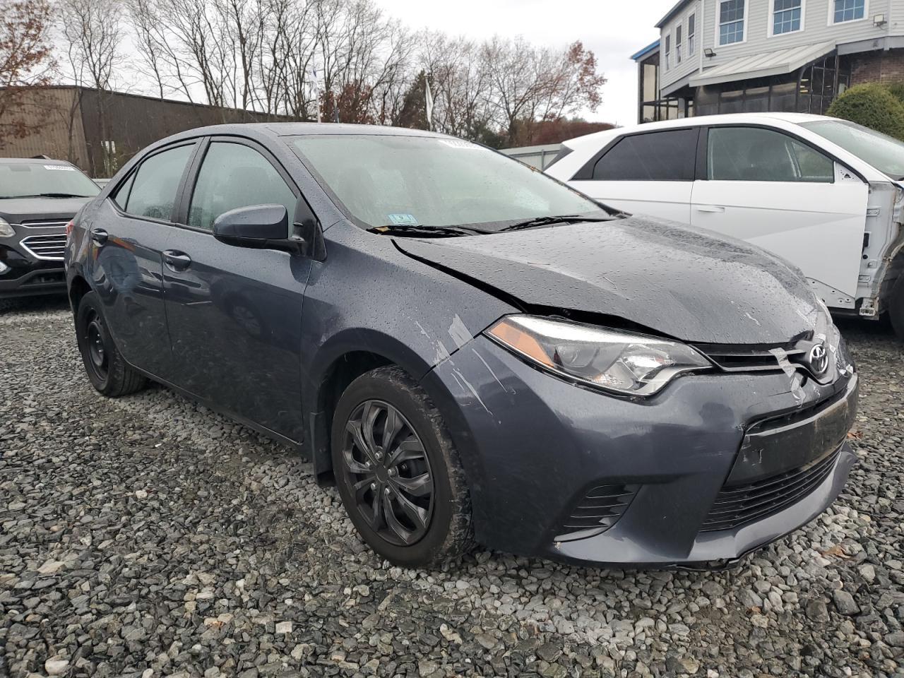 2016 TOYOTA COROLLA