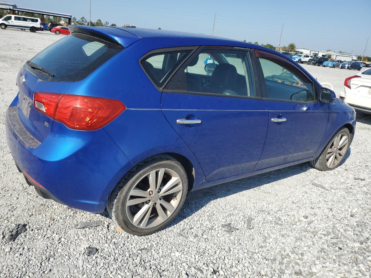 2011 KIA FORTE