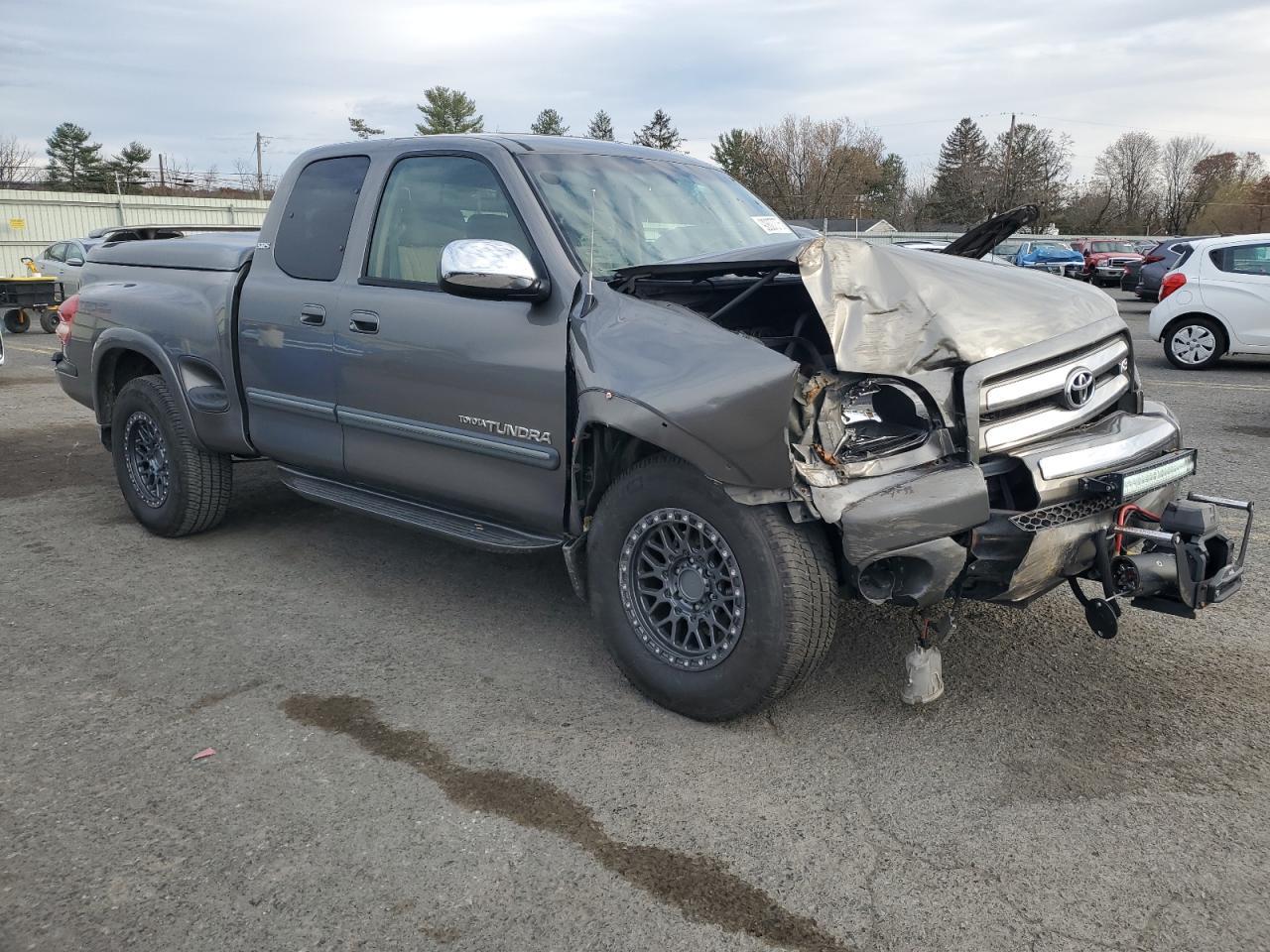 2003 TOYOTA TUNDRA