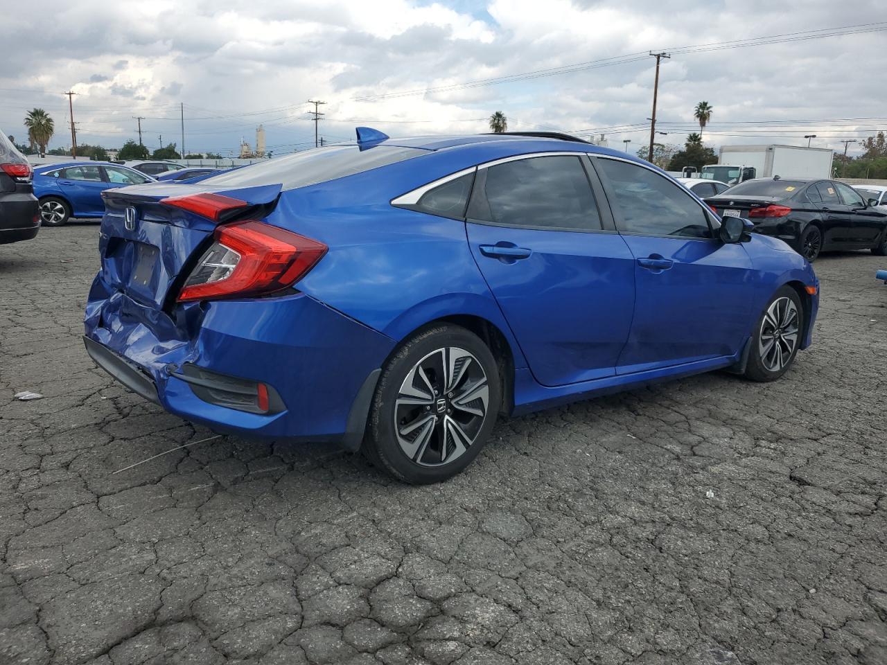 2016 HONDA CIVIC