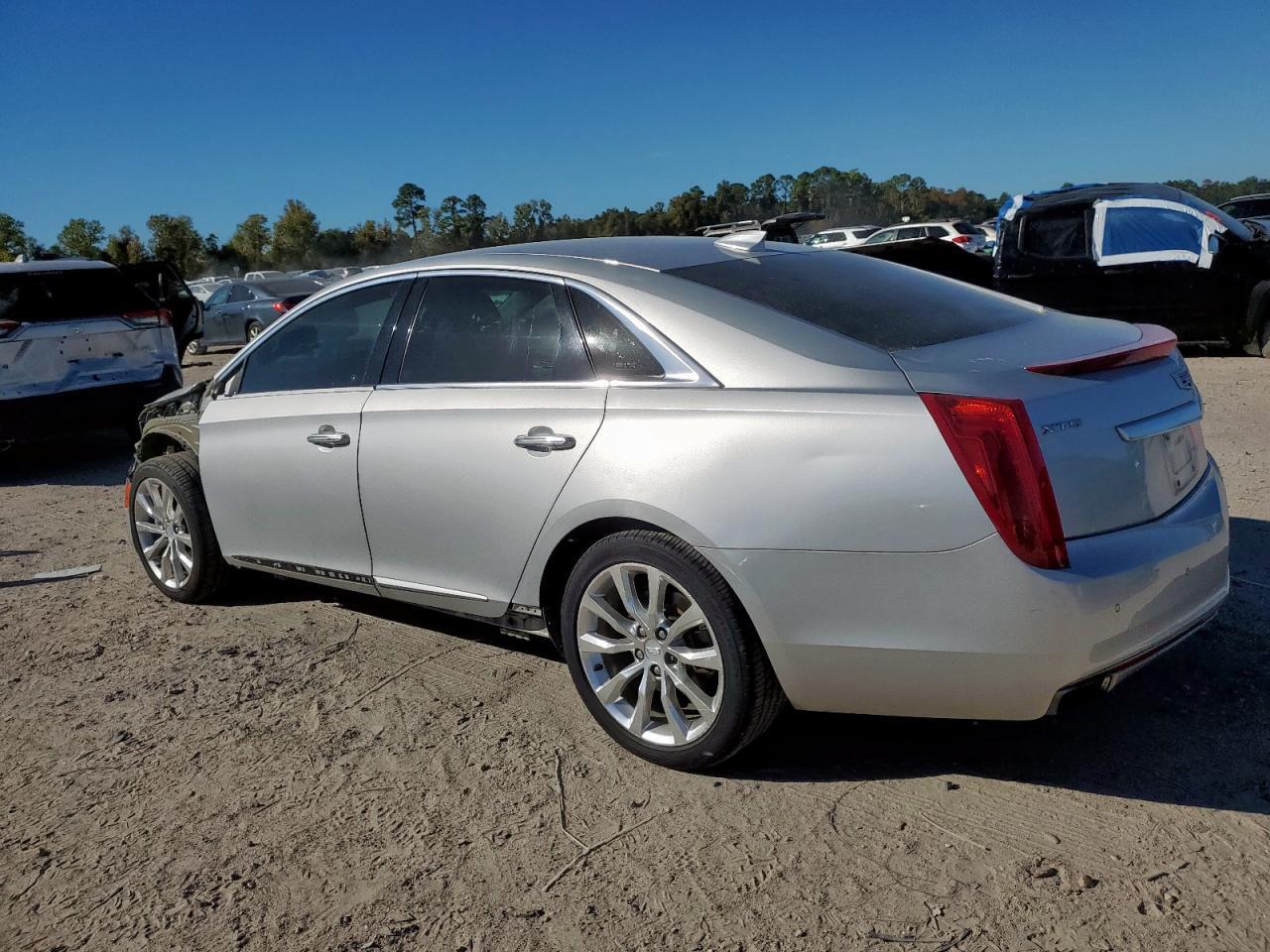 2016 CADILLAC XTS
