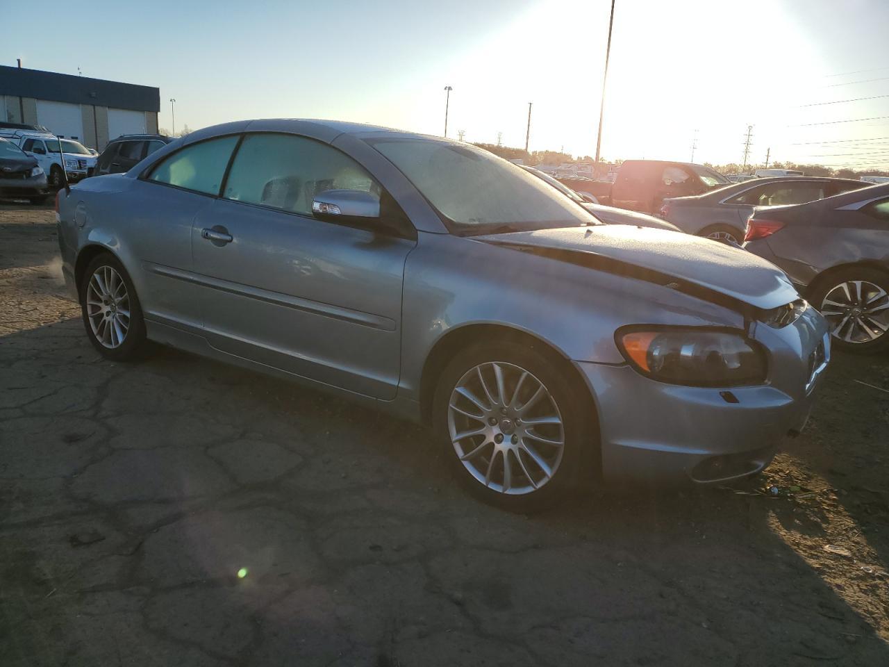 2008 VOLVO C70
