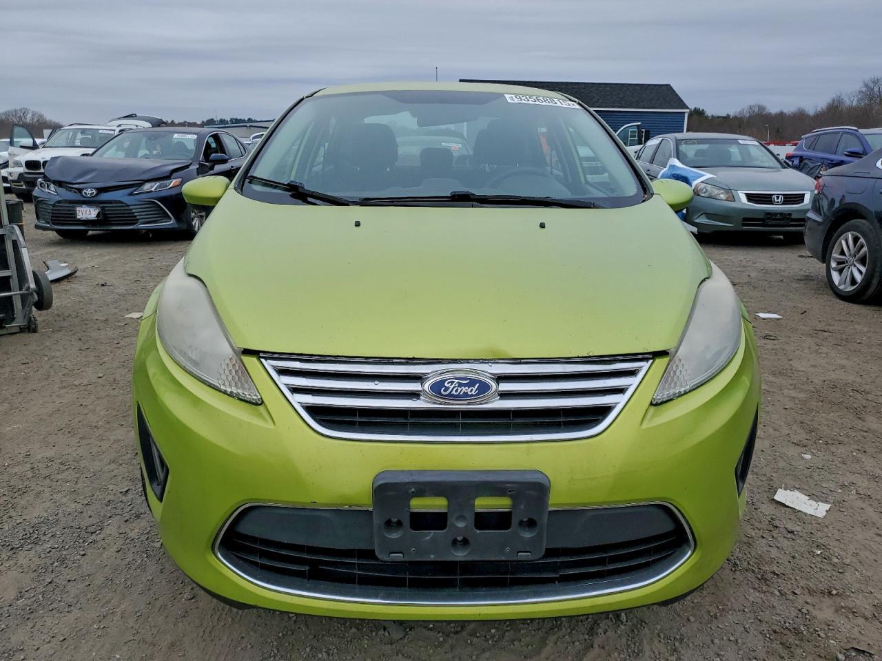 2012 FORD Fiesta