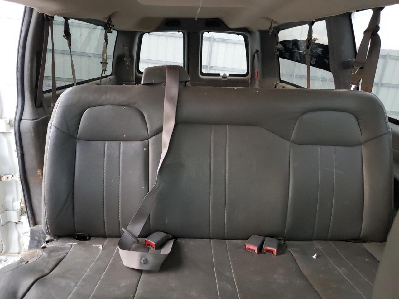 2013 CHEVROLET Express 3500