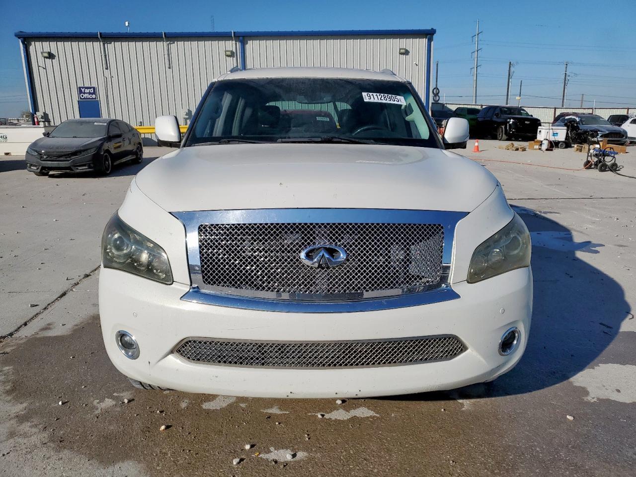 2012 INFINITI QX56