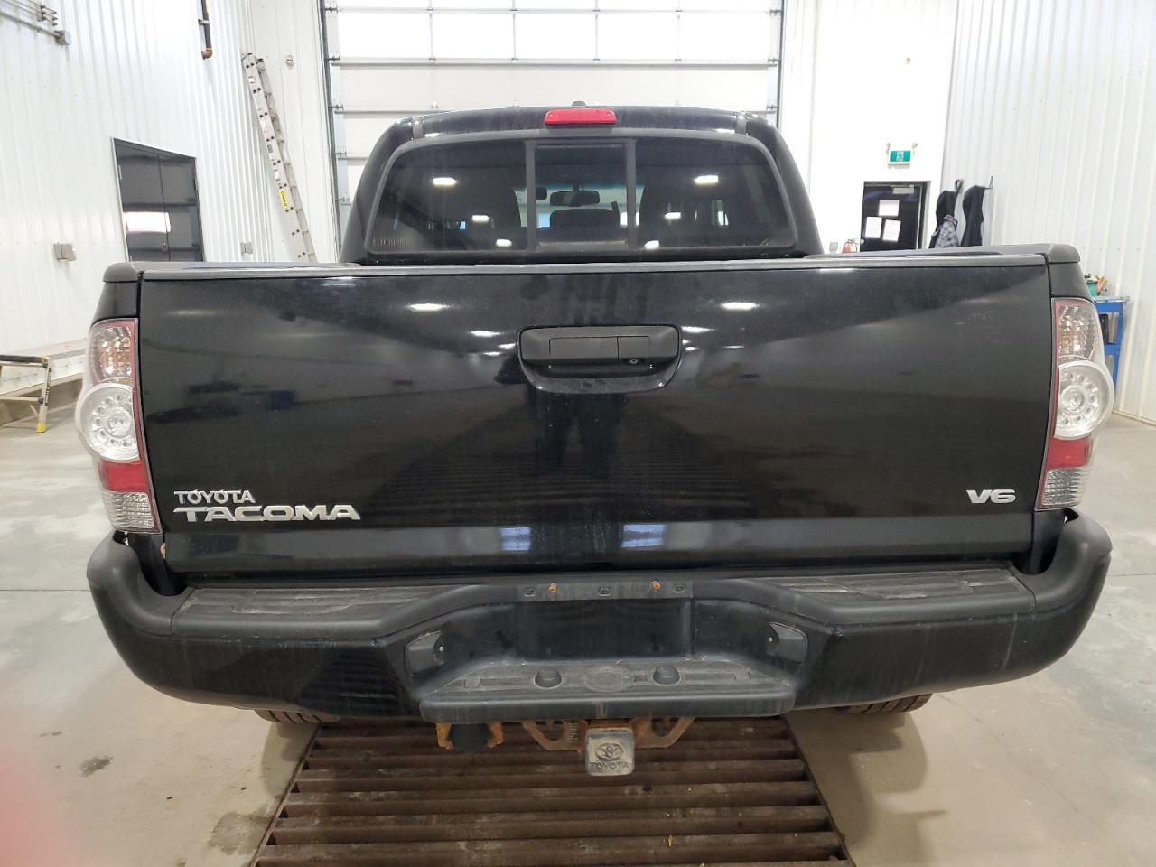 2011 TOYOTA TACOMA
