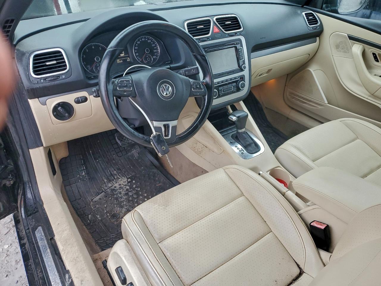 2010 VOLKSWAGEN EOS