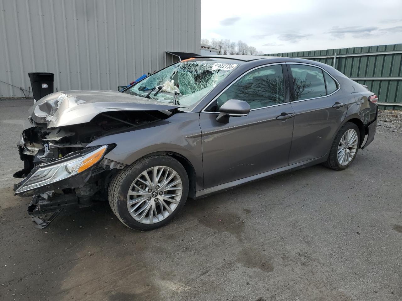 2018 TOYOTA CAMRY
