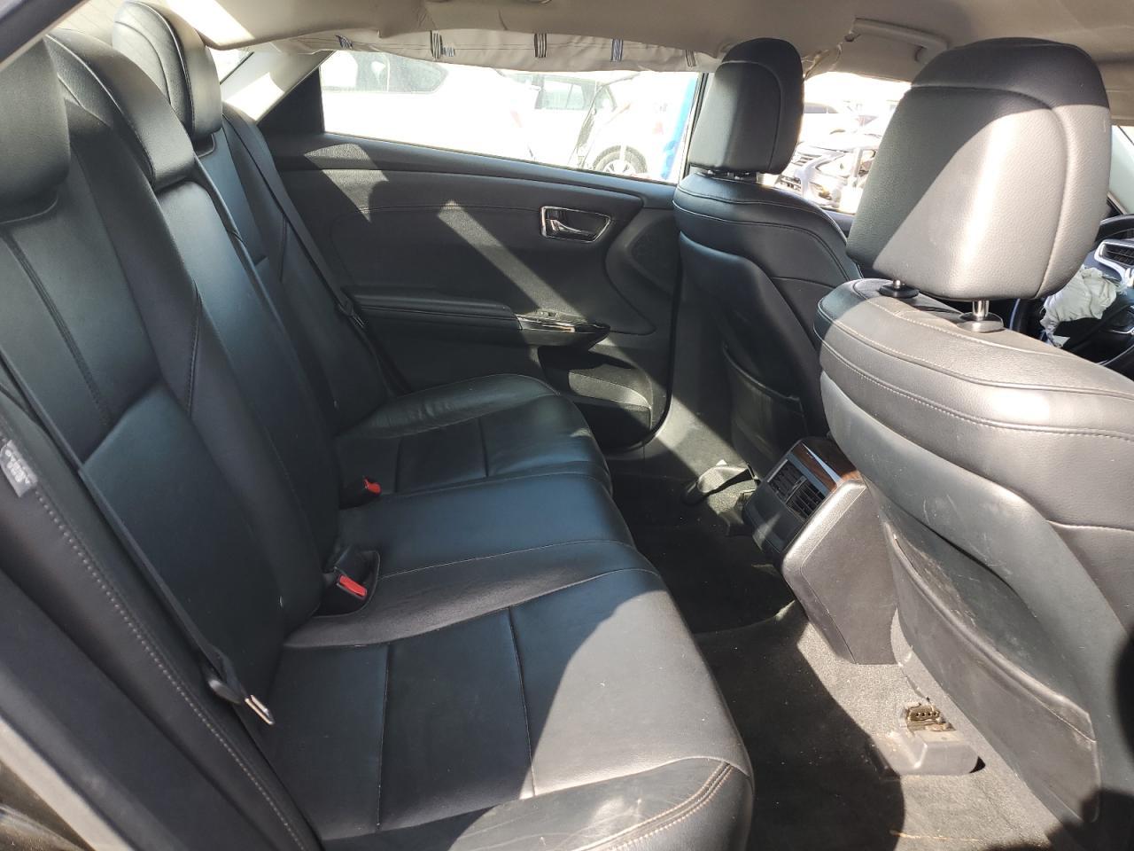 2013 TOYOTA Avalon