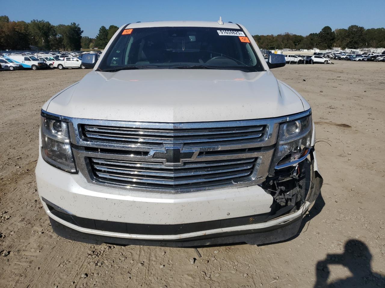 2017 CHEVROLET Suburban