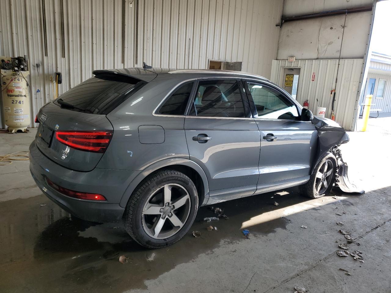2015 AUDI Q3