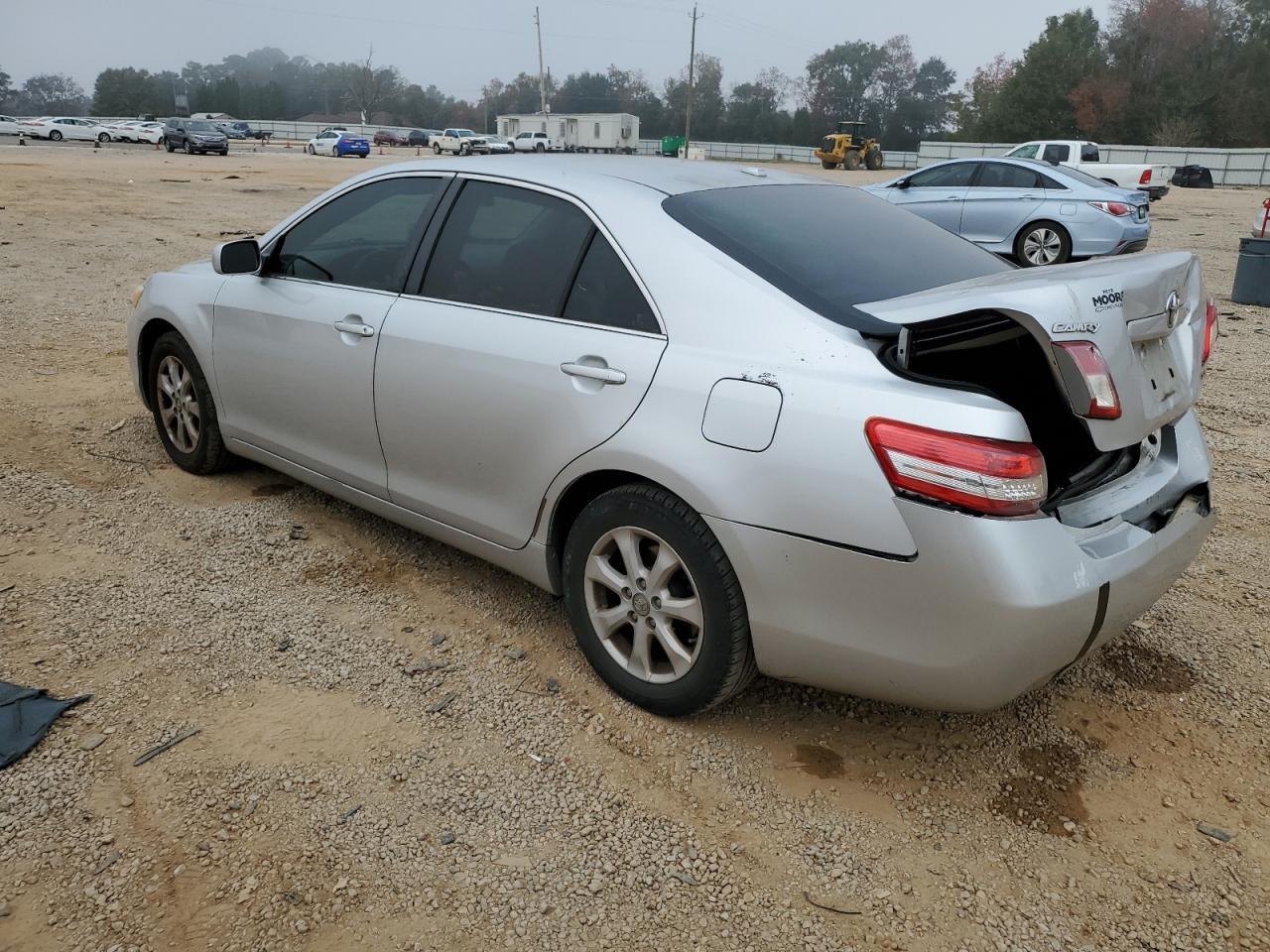 2011 TOYOTA CAMRY