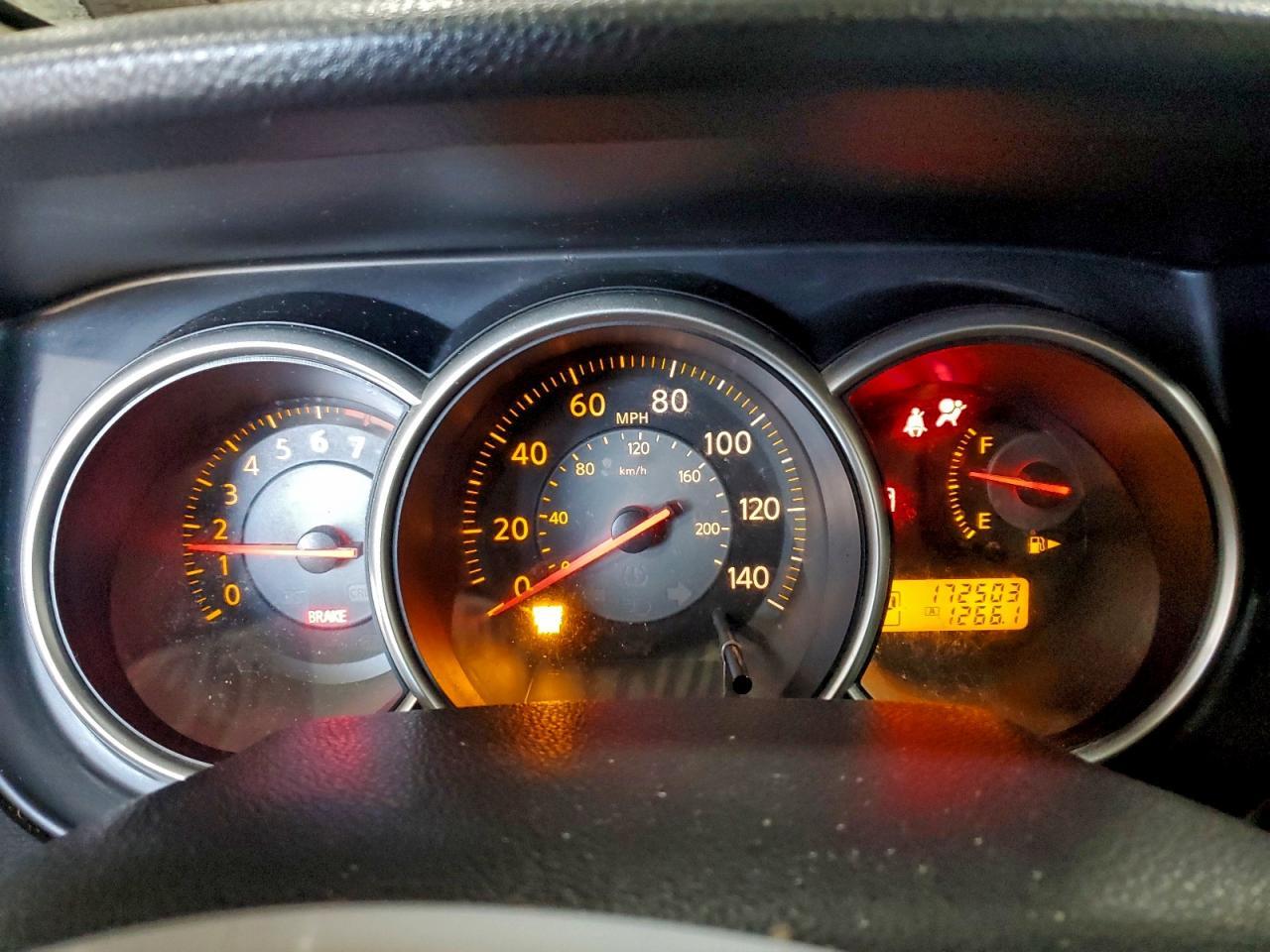 2008 NISSAN VERSA