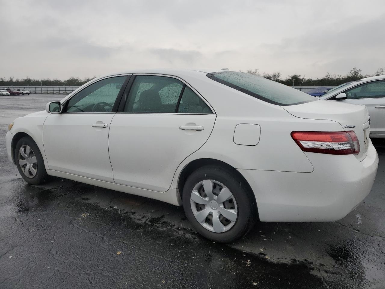 2010 TOYOTA CAMRY