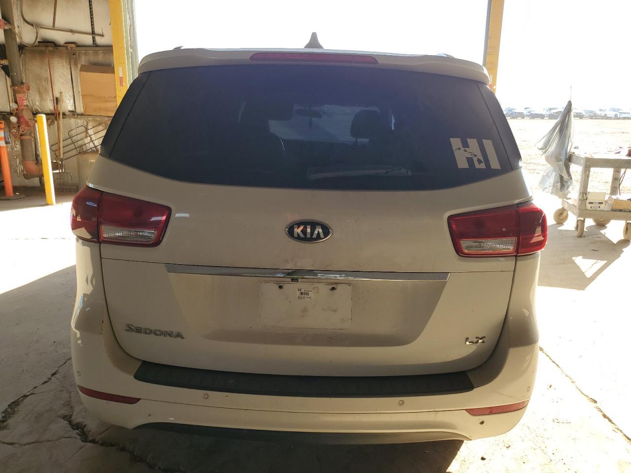 2016 KIA SEDONA