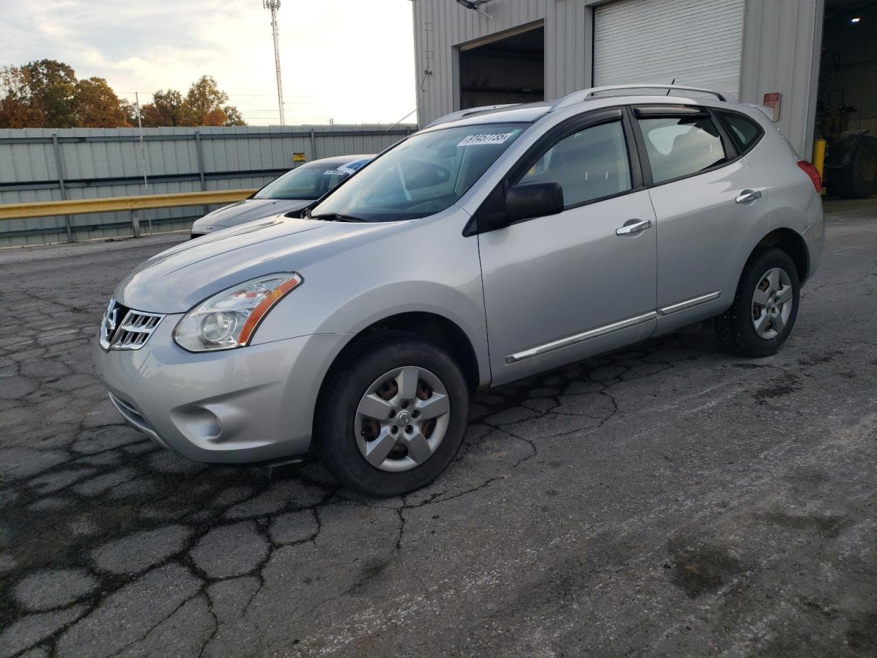 2015 NISSAN ROGUE