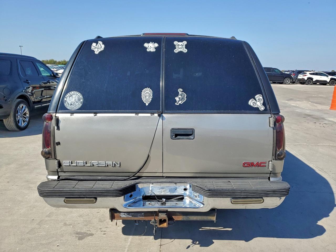1999 GMC Suburban