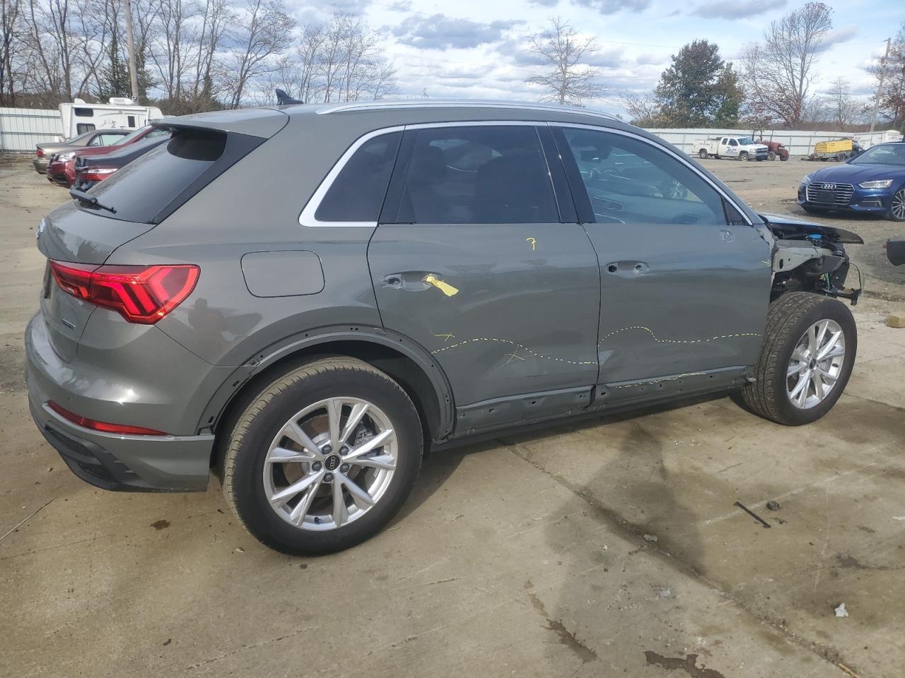 2024 AUDI Q3