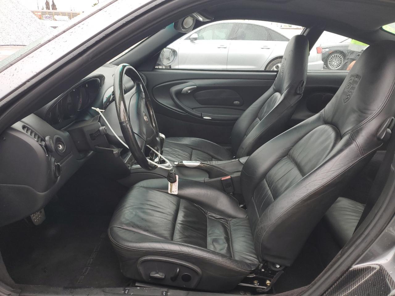 2002 PORSCHE 911
