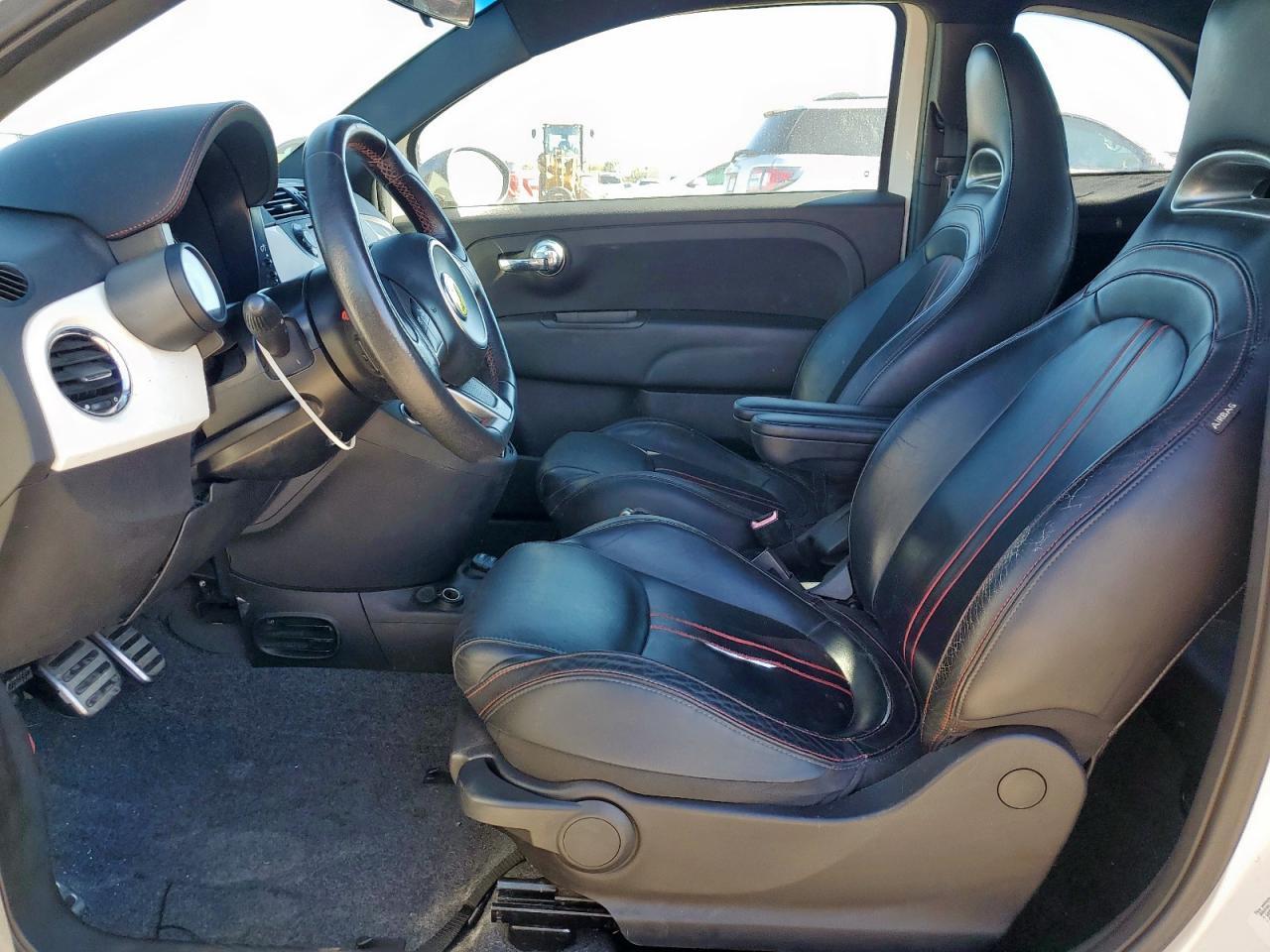 2015 FIAT 500