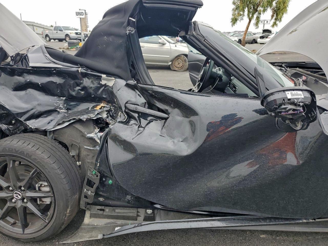 2024 MAZDA MX-5 Miata