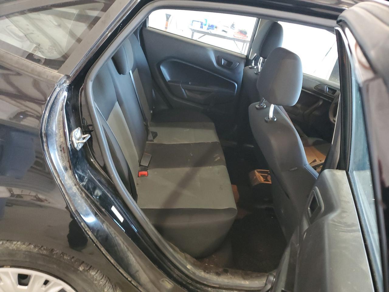 2016 FORD Fiesta