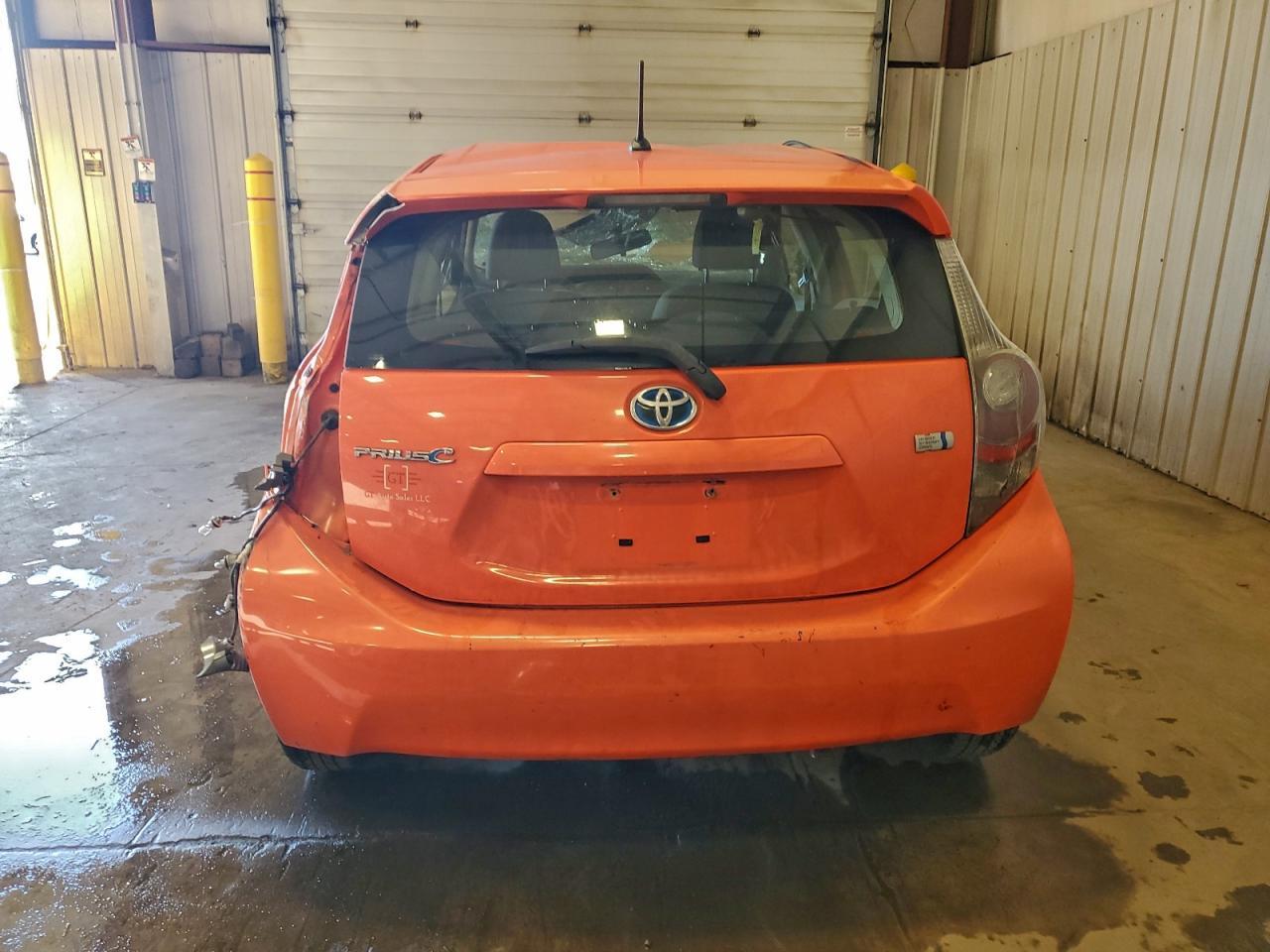 2013 TOYOTA Prius c