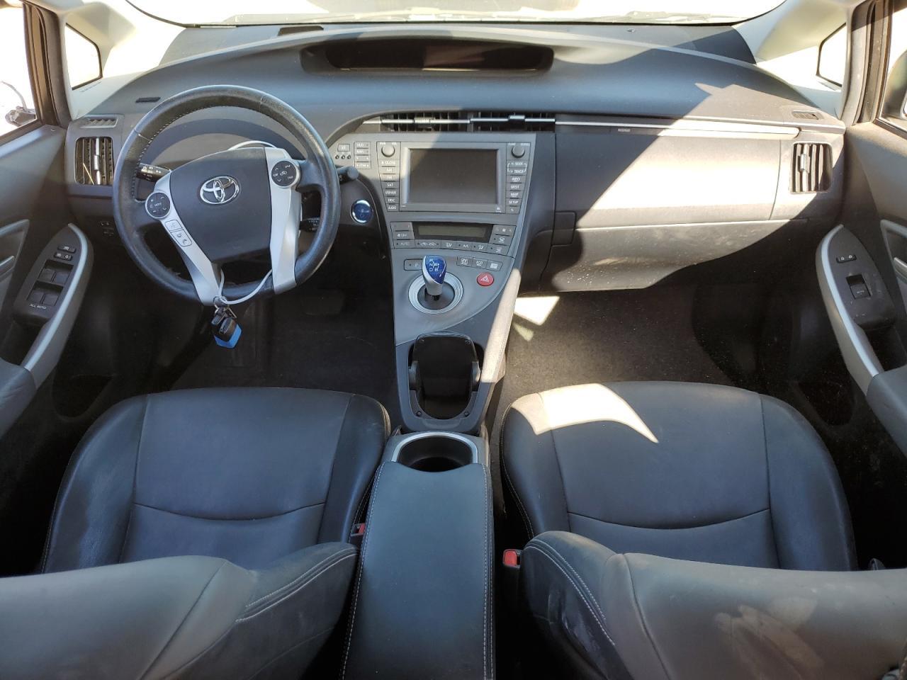 2014 TOYOTA PRIUS