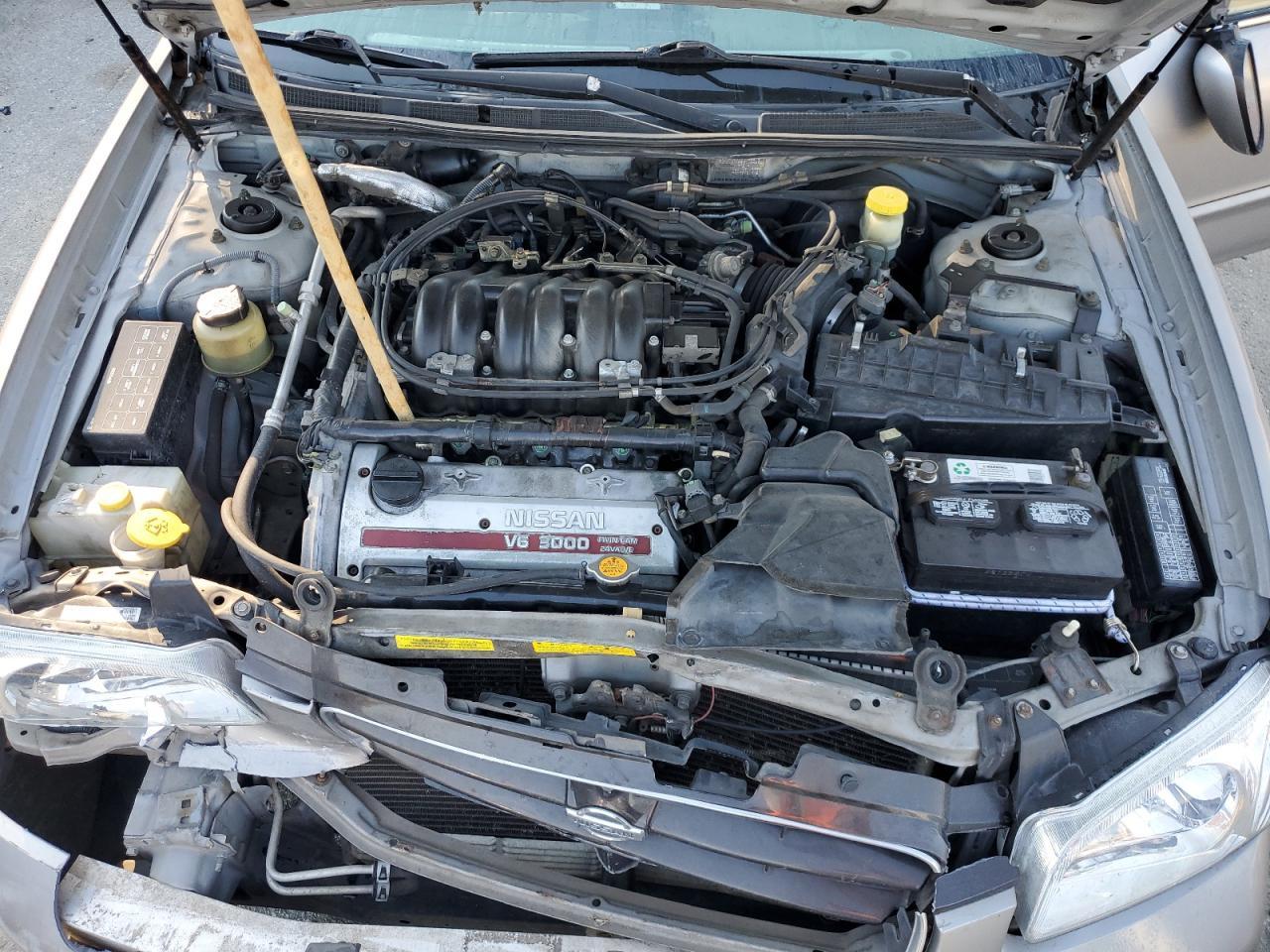 2000 NISSAN Maxima