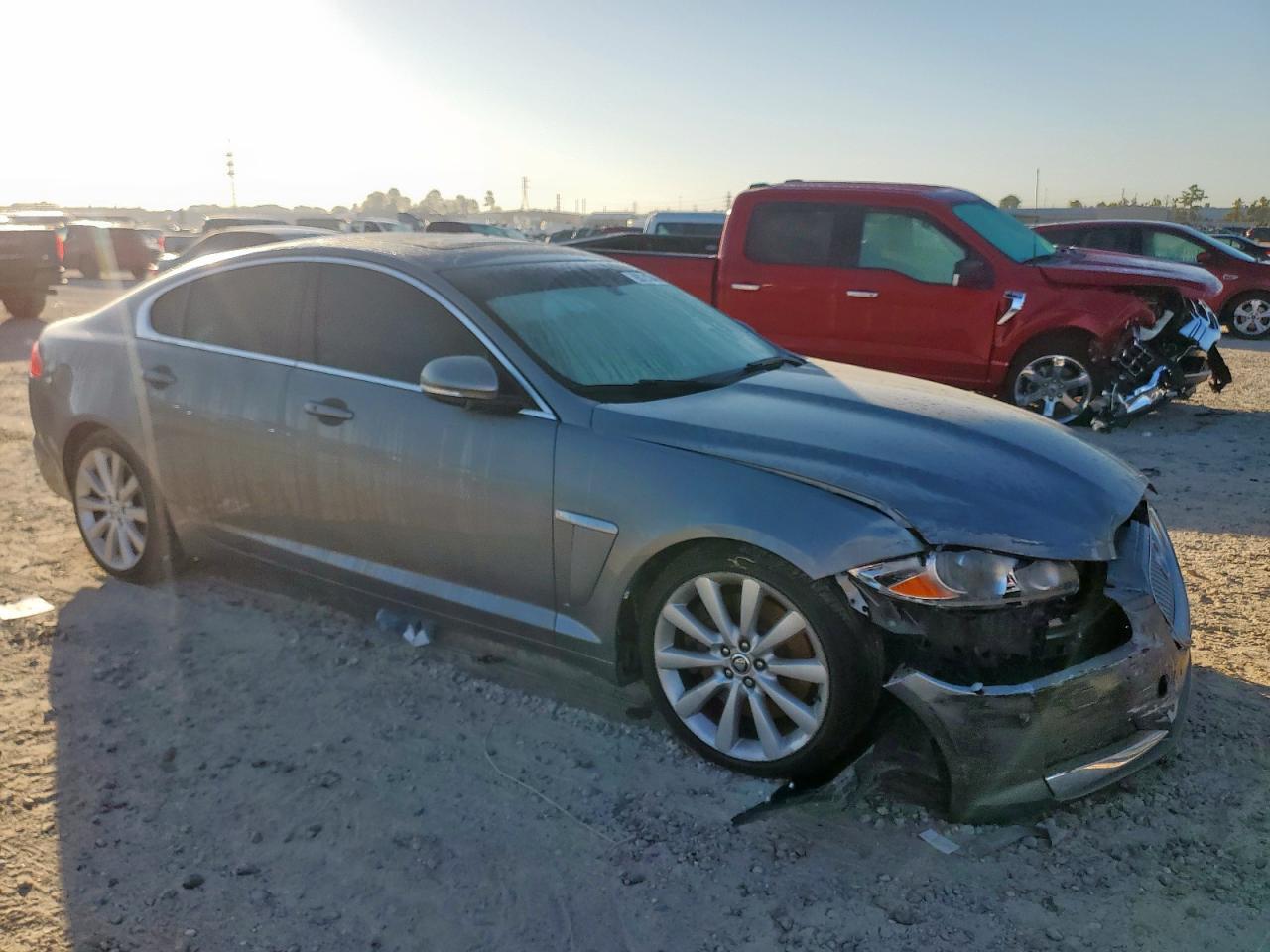 2013 JAGUAR XF