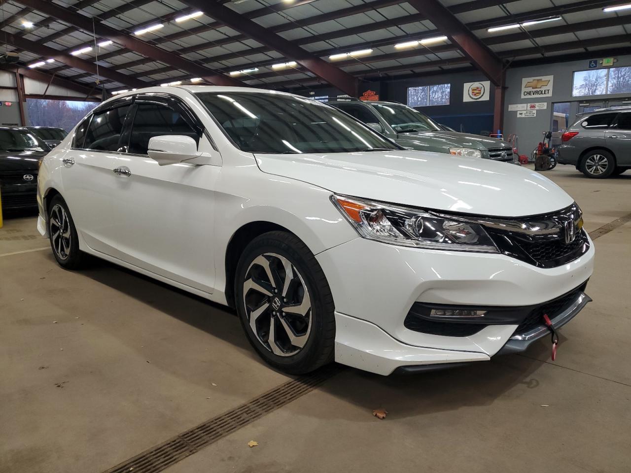 2017 HONDA ACCORD