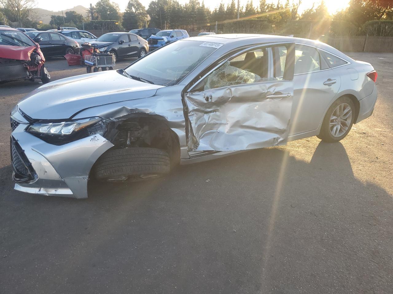 2022 TOYOTA Avalon