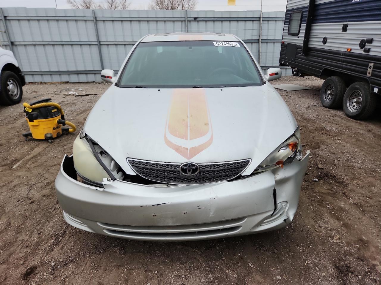 2002 TOYOTA CAMRY