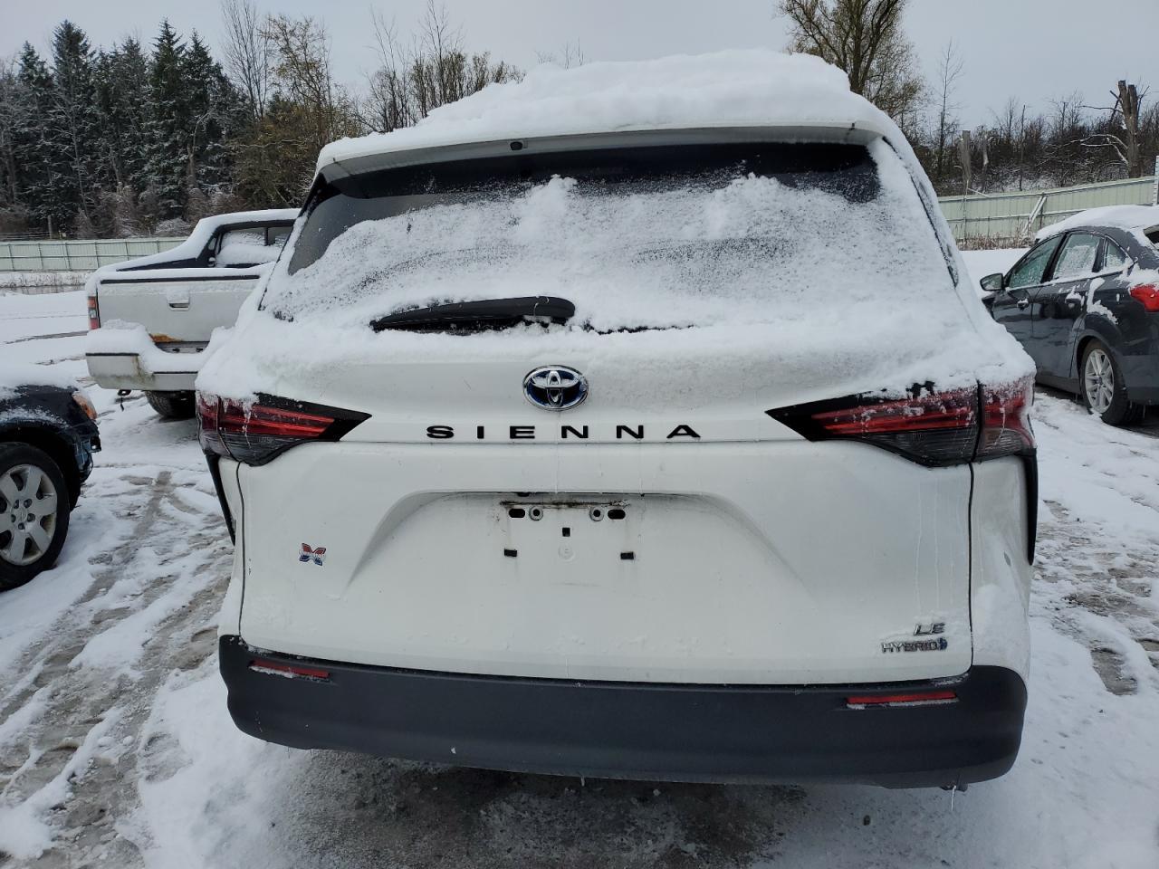 2022 TOYOTA SIENNA