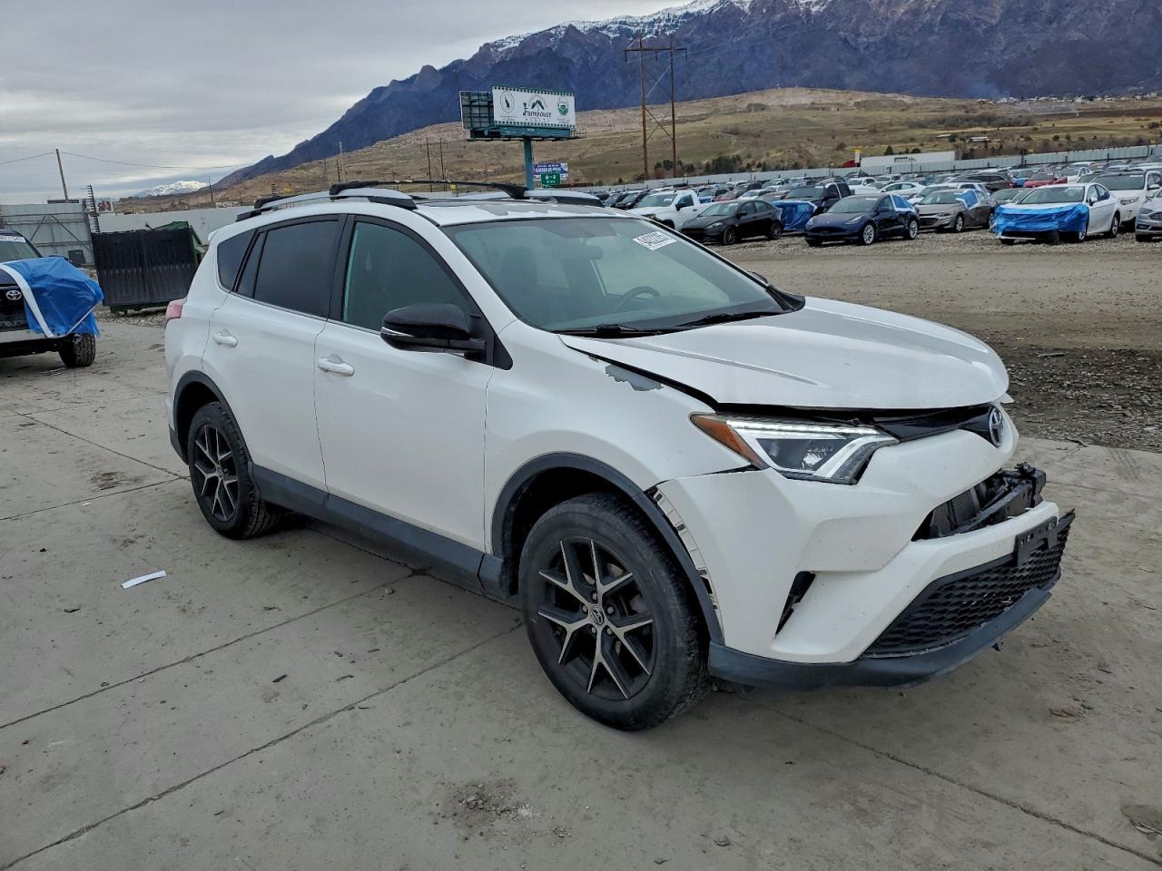 2016 TOYOTA RAV4