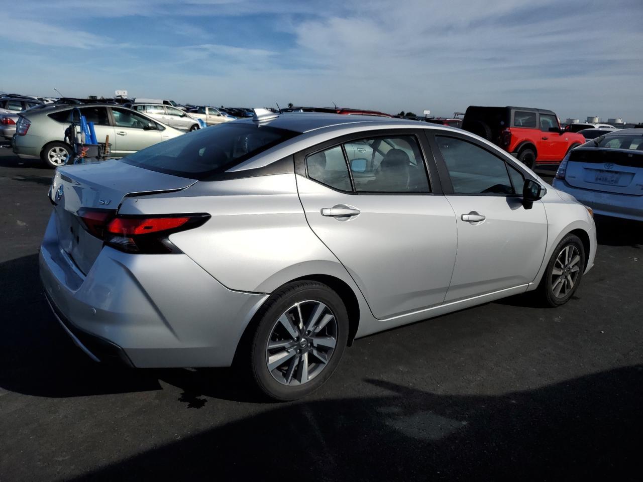 2021 NISSAN VERSA