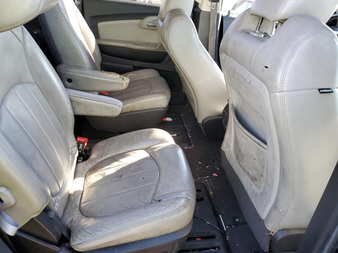 2011 CHEVROLET TRAVERSE