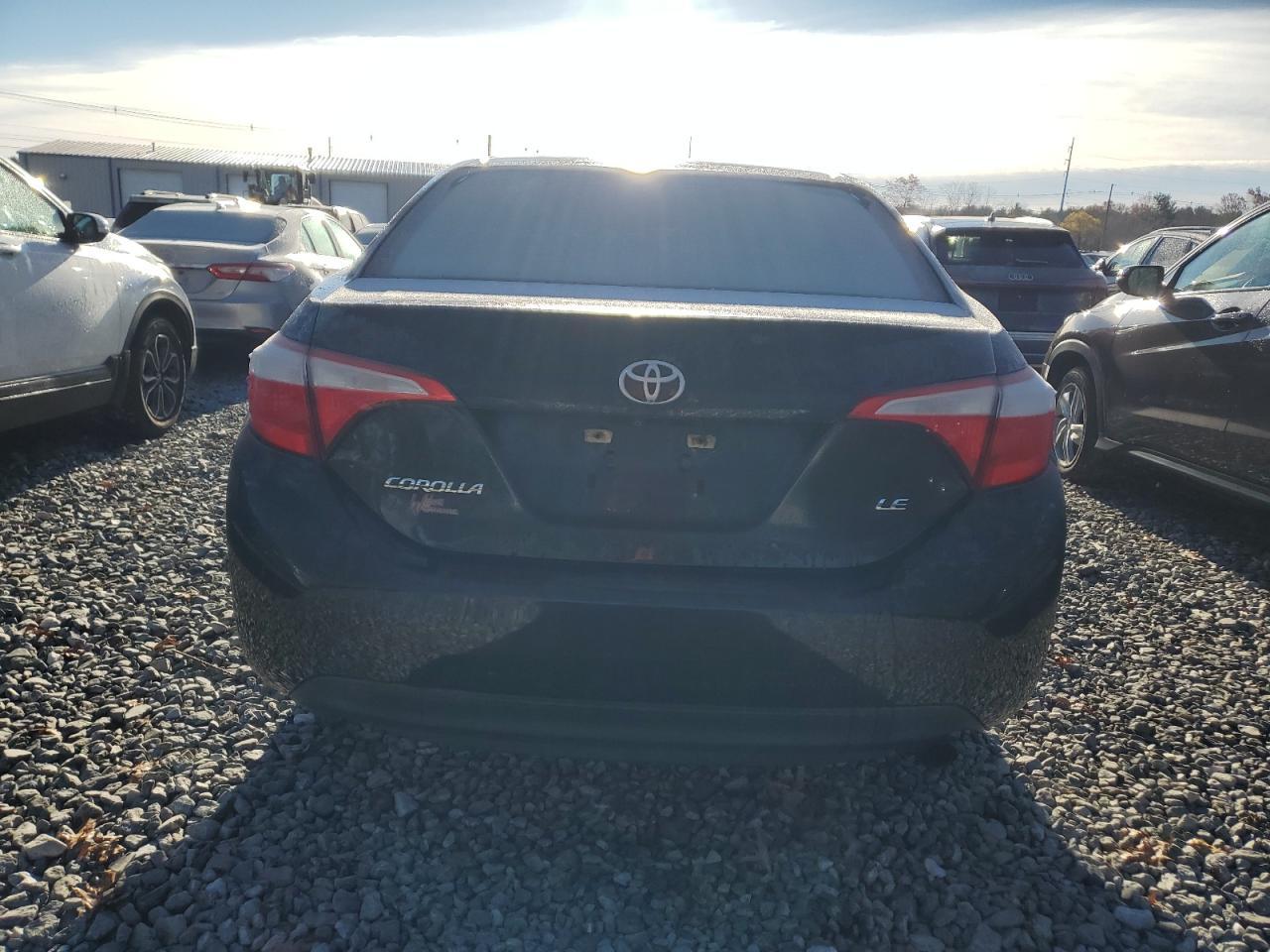 2015 TOYOTA COROLLA