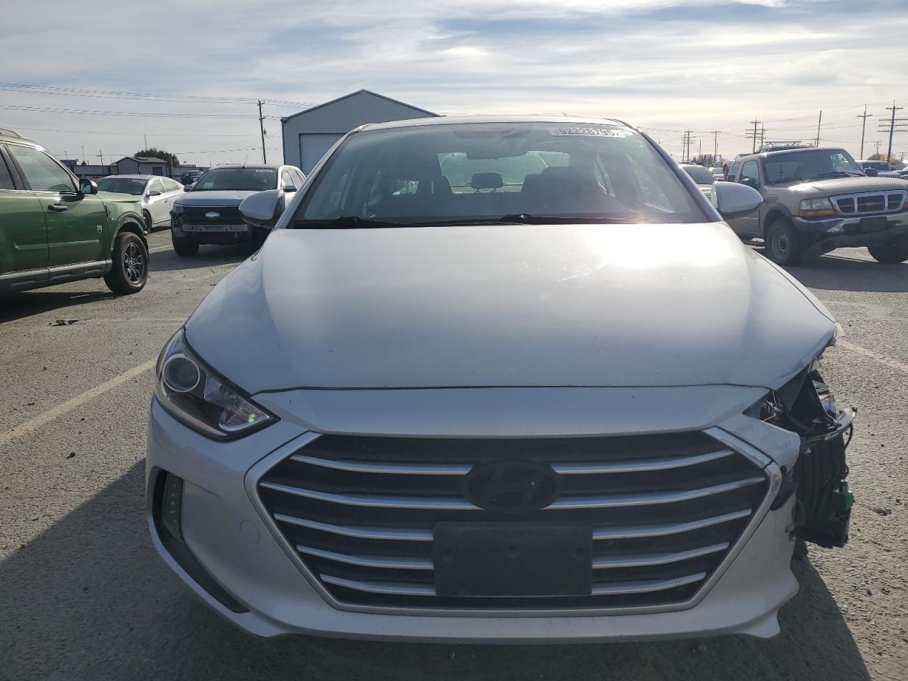 2017 HYUNDAI ELANTRA